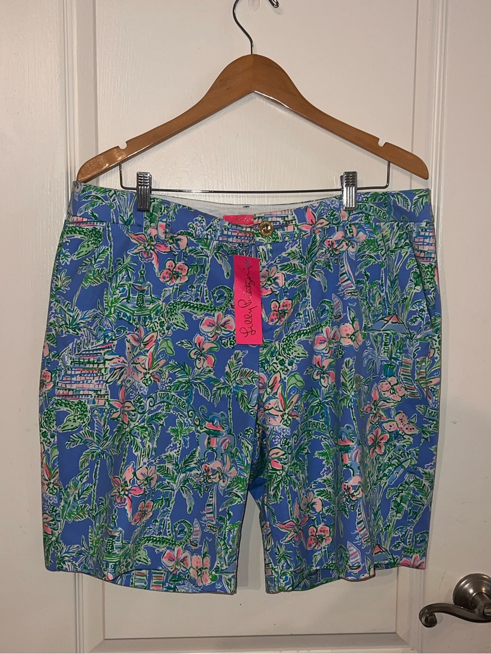 LILLY PULITZER 9" NATIA SHORTS IN BOCA BLUE Beneath the Bougainvil 16